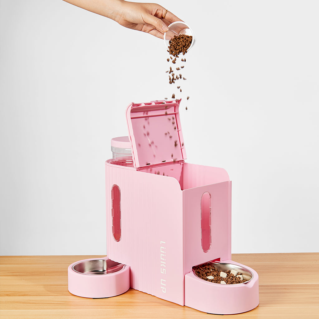 Luuks Up All-in-One Pet Water and Feeder Station