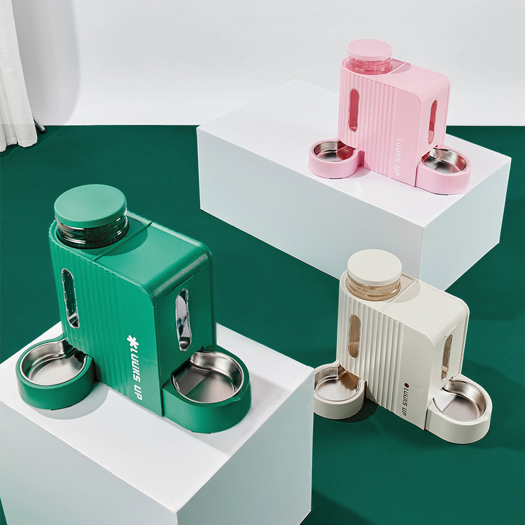Luuks Up All-in-One Pet Water and Feeder Station