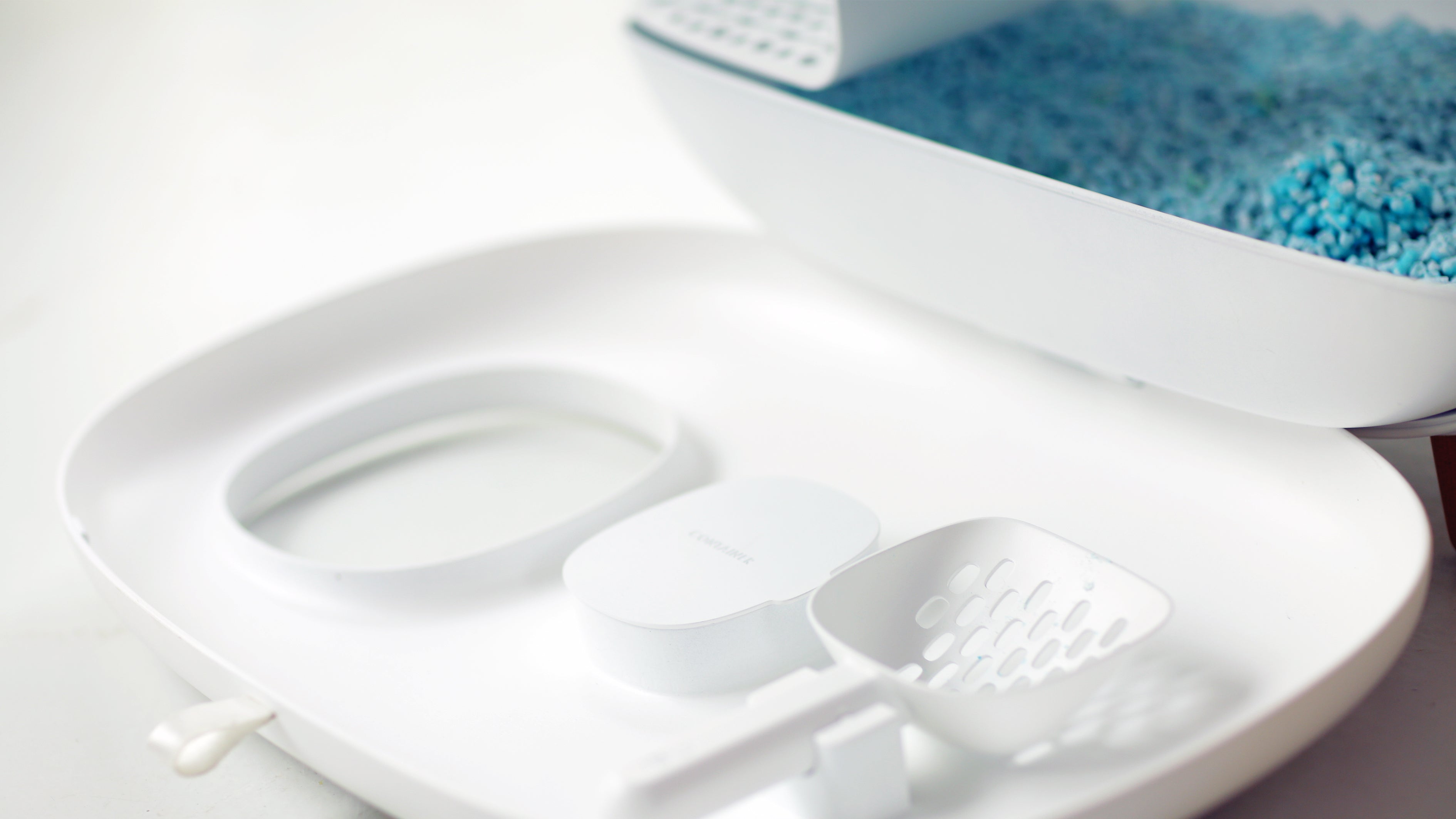 Makesure Modern Cat Litter Box And Tray
